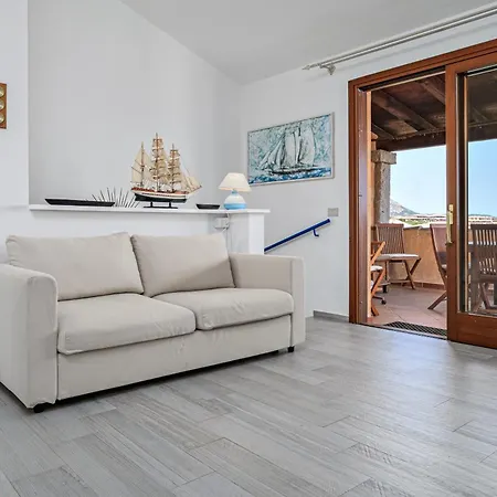 Il Balcone Su Tavolara Σπίτι διακοπών